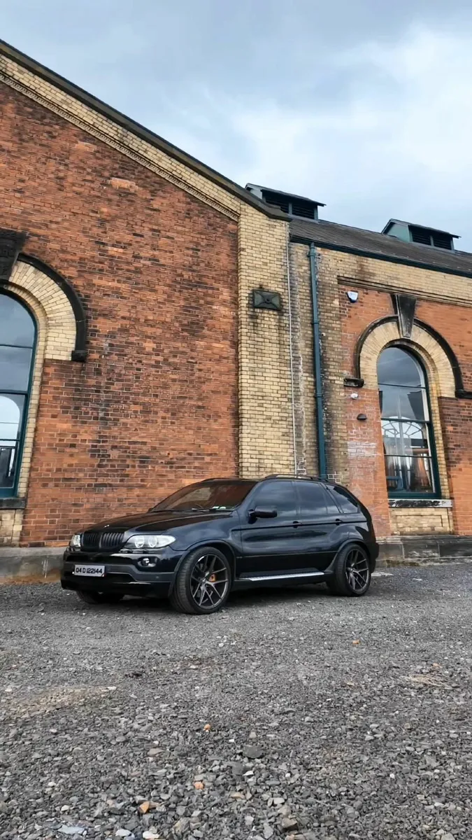 BMW X5 E53 4.8IS - Image 2
