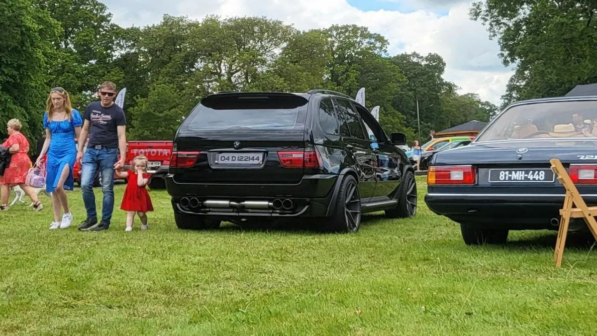 BMW X5 E53 4.8IS - Image 1