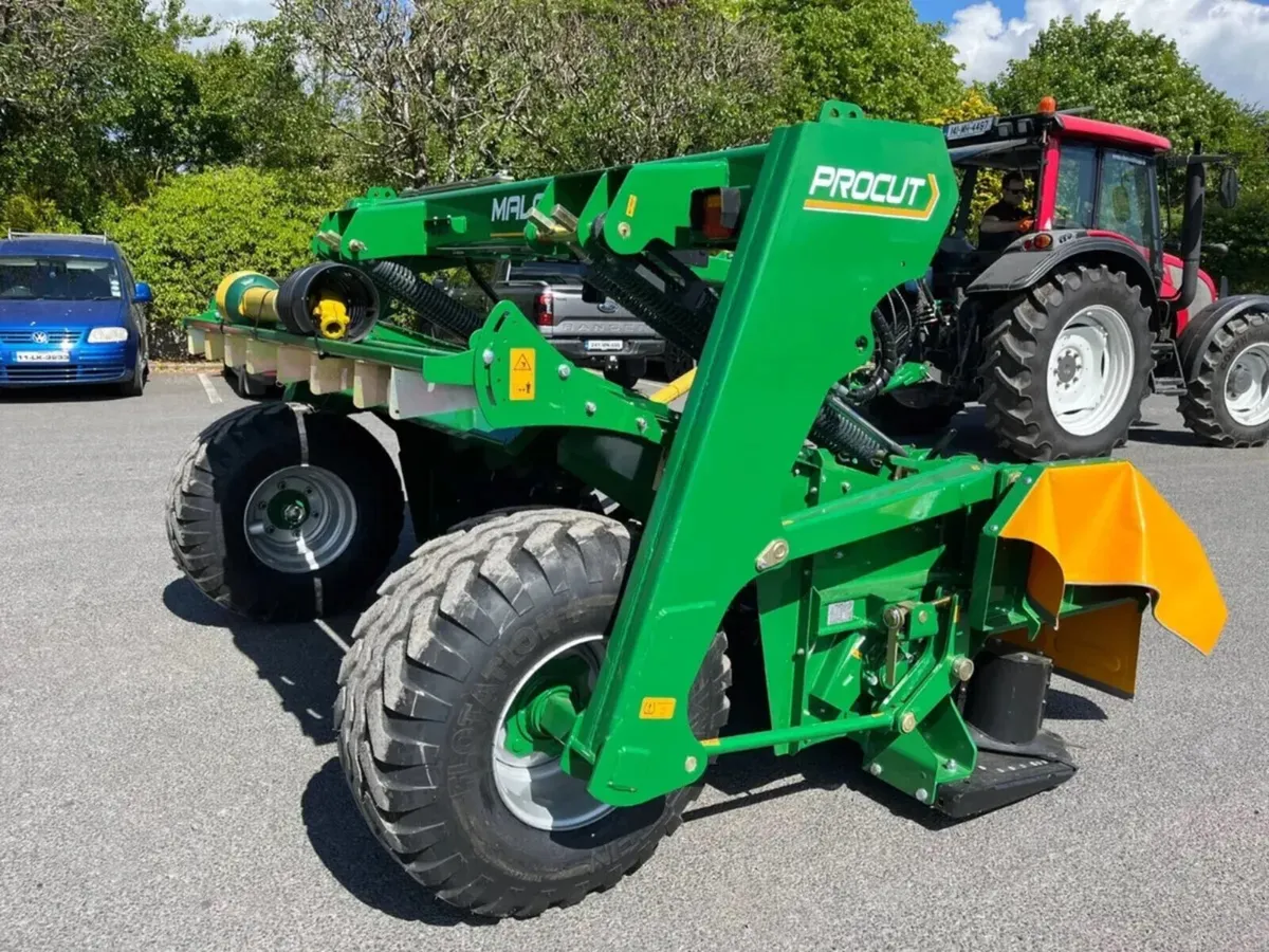 Malone Pro Cut 3000TC Trailed Mower Conditioner - Image 4