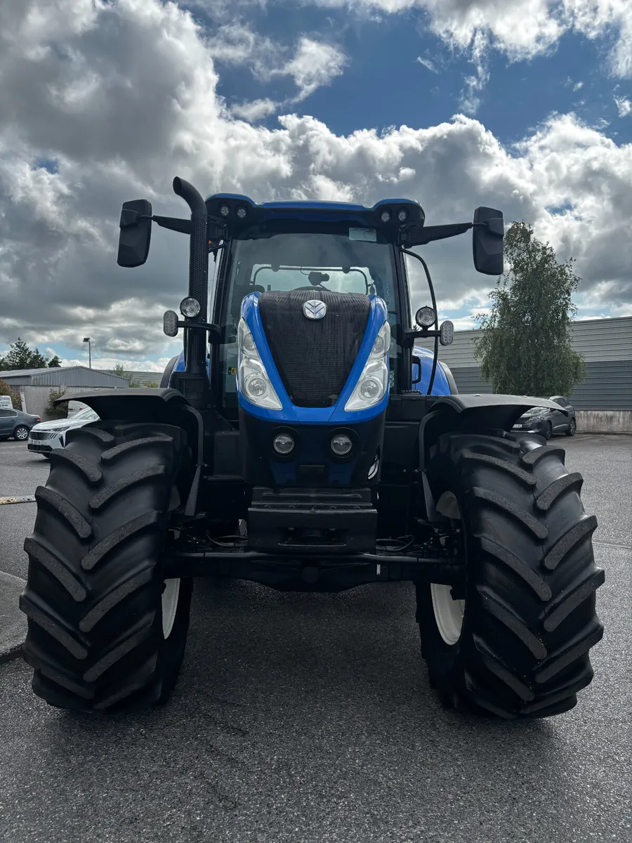 New Holland T7.225 Auto Command-1245hrs - Image 3