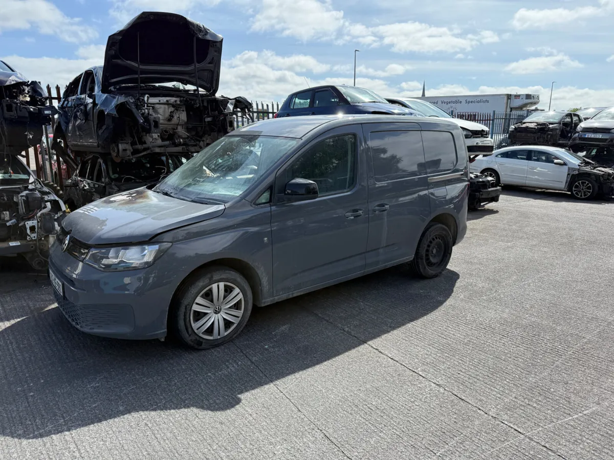 2021 VW CADDY BREAKING - Image 1