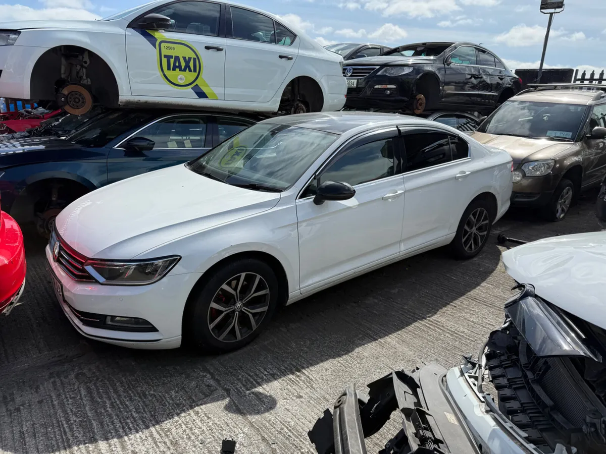 2017 VW PASSAT 2.0 BREAKING - Image 1