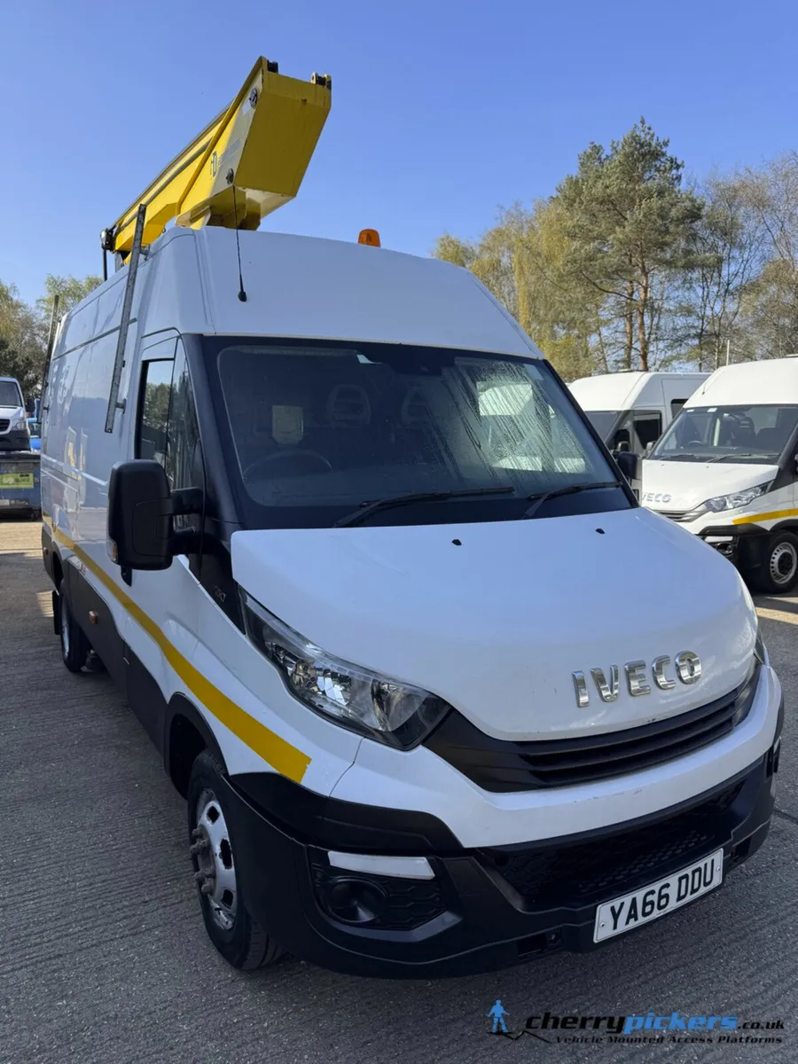 2017 Iveco Daily Access Platform Cherry Picker - Image 4
