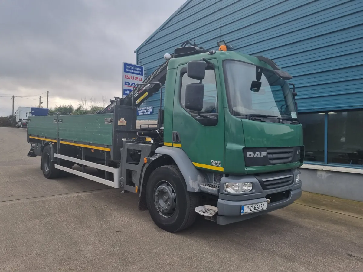 2011 DAF LF 220 18TON CRANE AND BLOCK GRAB - Image 1