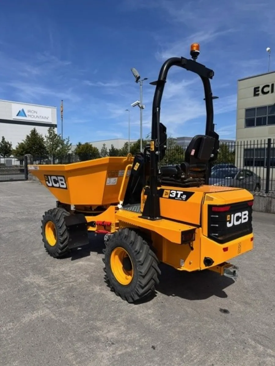 New JCB 3T Swivel Site Dumper - Image 2