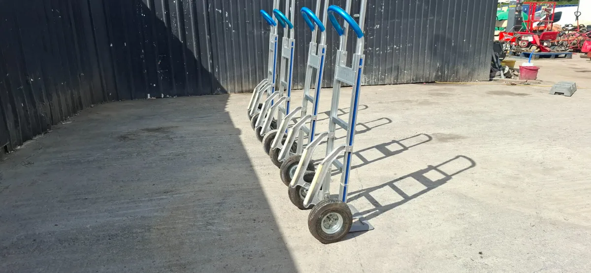 Aluminium Sack Truck with Stair Glides, 200kg Load - Image 4