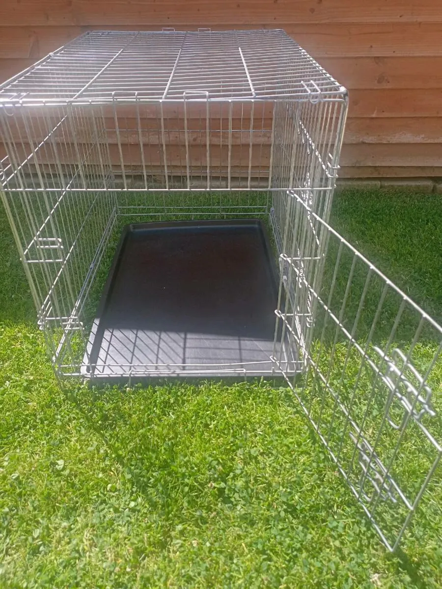 Medium dog travel crate. - Image 2