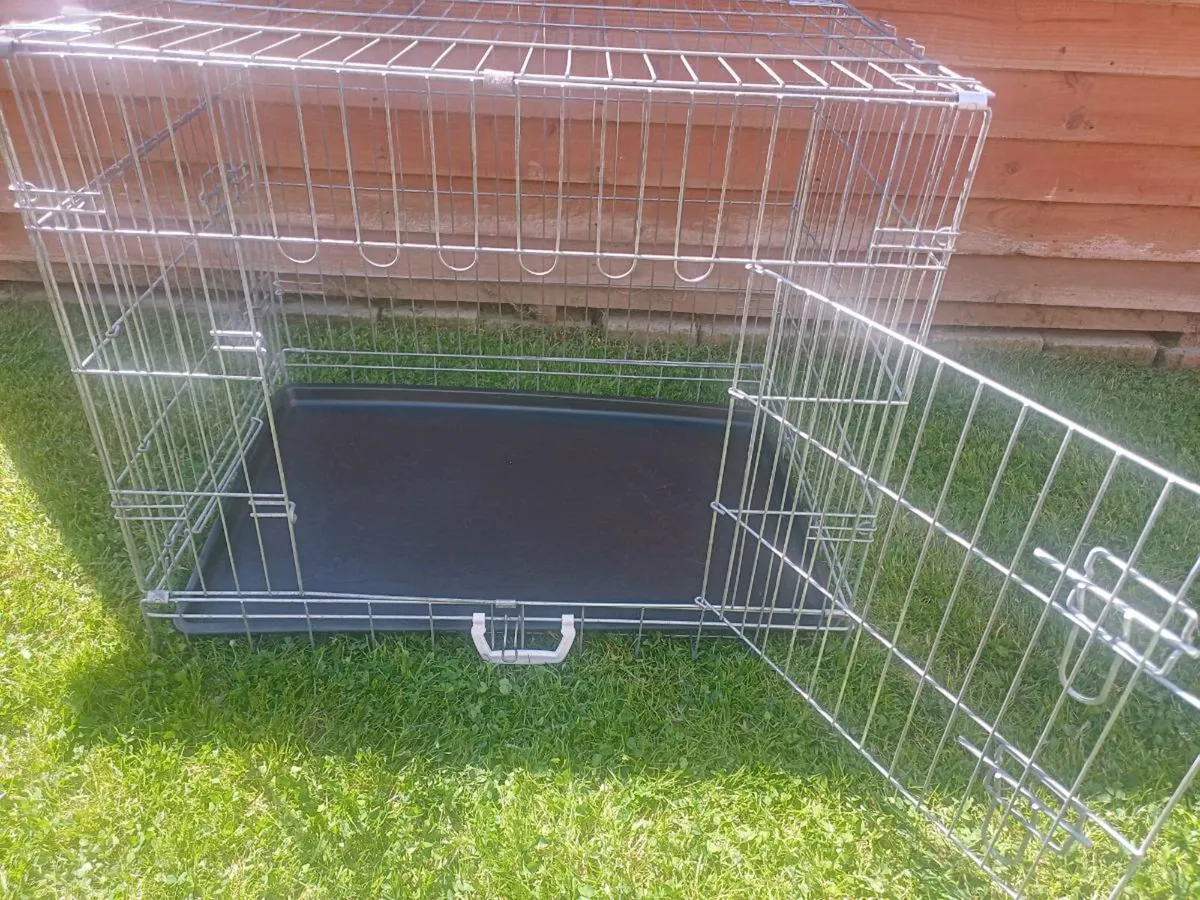 Medium dog travel crate. - Image 4