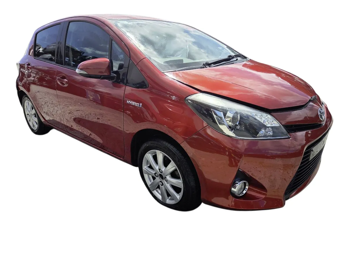 2013 TOYOTA YARIS Breaking/Dismantling - Image 1
