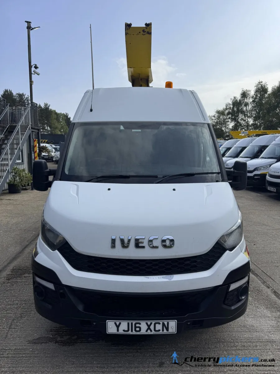 Iveco Daily Access Platform Cherry Picker - Image 3