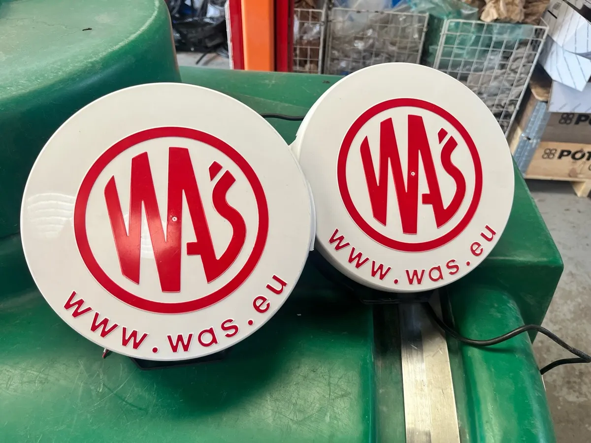 9” LED Driving Lights - Image 2