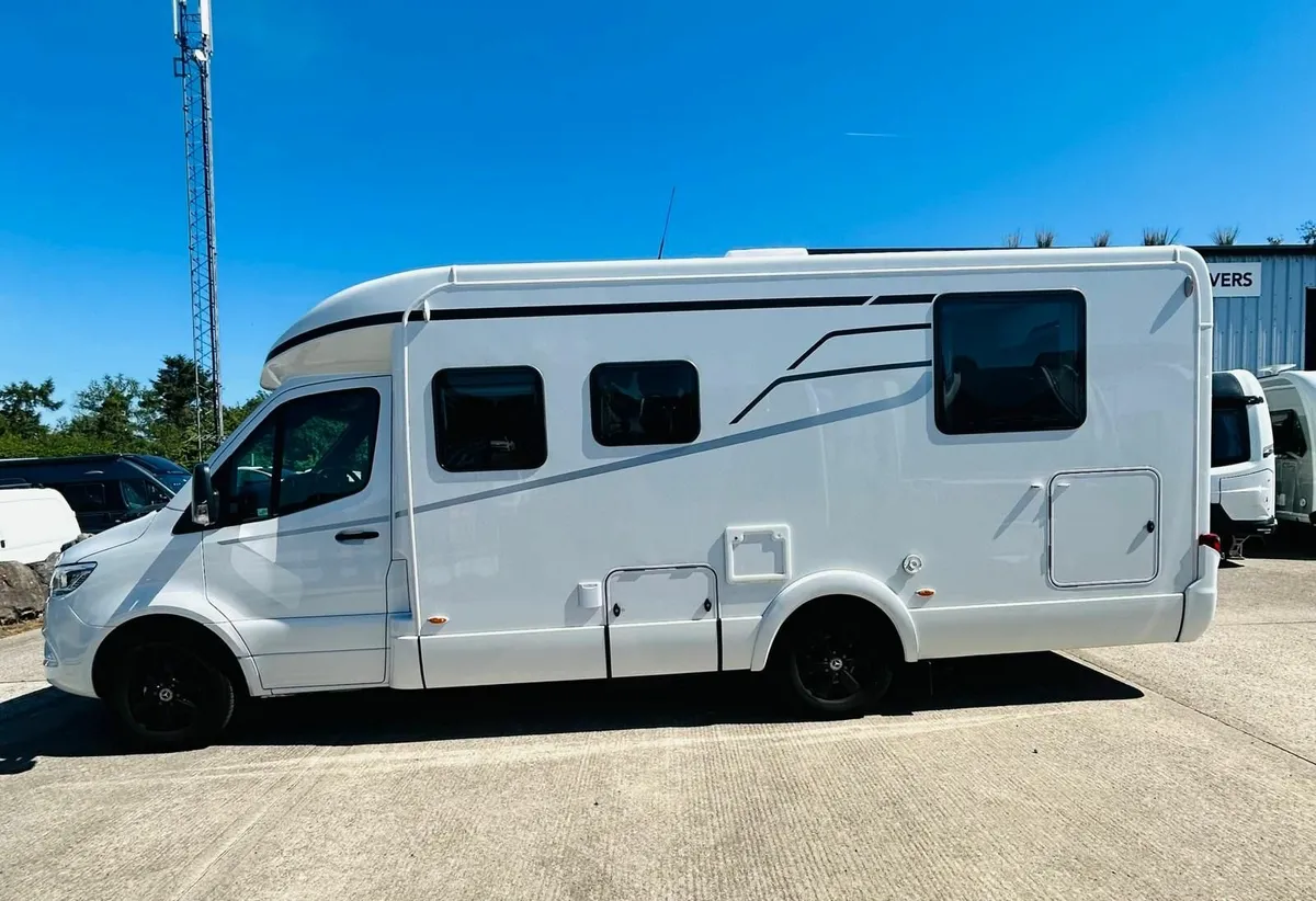 2024 HYMER T695 - Image 2