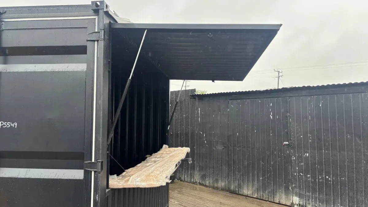 10’ x 7’ Steel Storage Container - Image 4