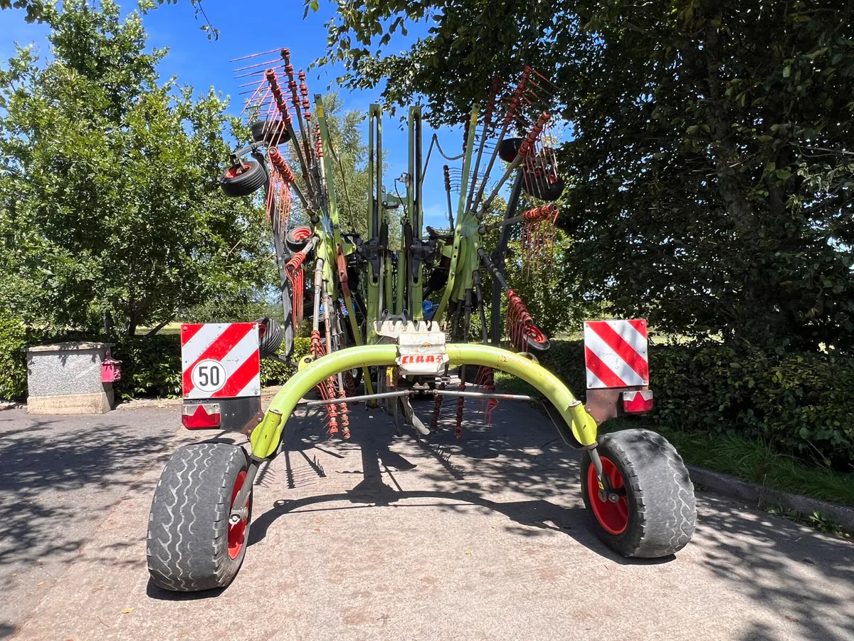 Claas Liner 2900 Rake - Image 3