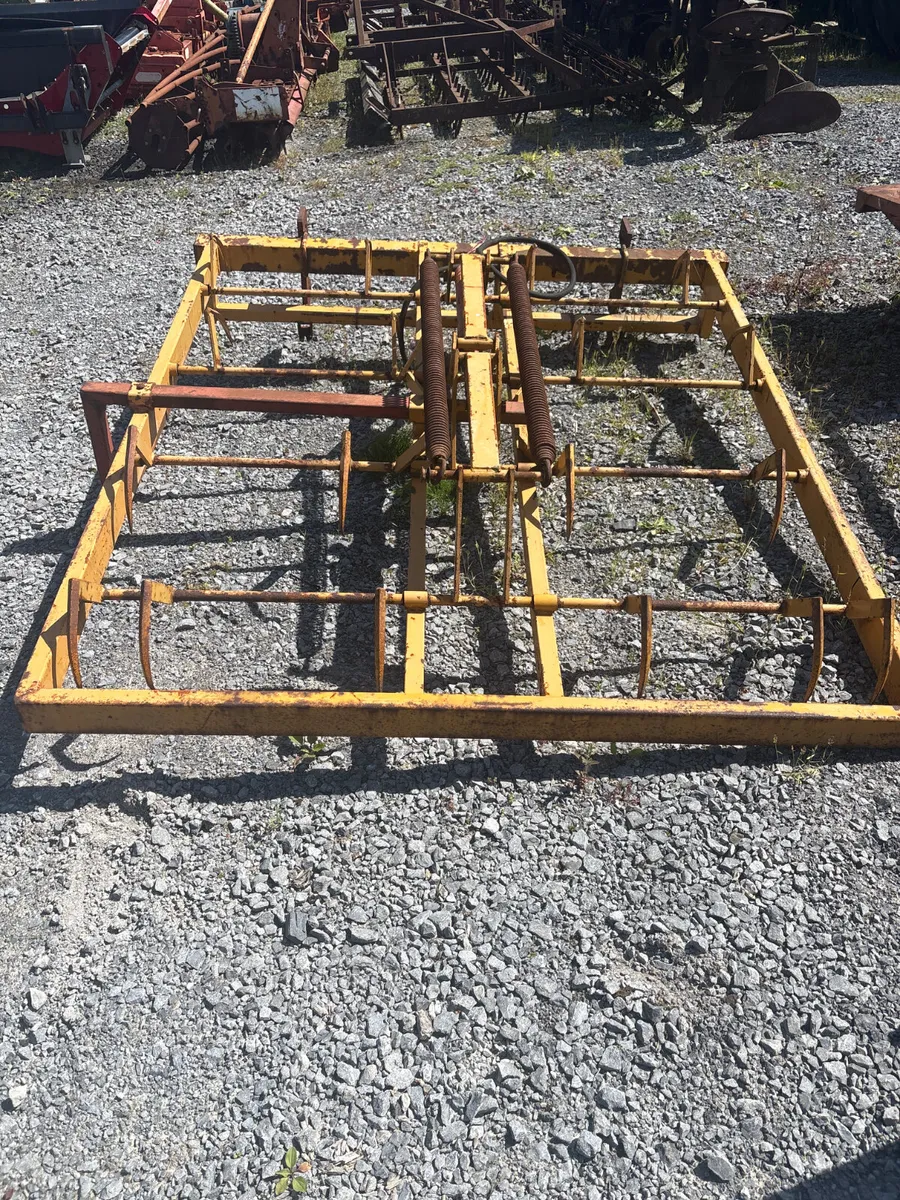 Flat 8 grabs - Image 2