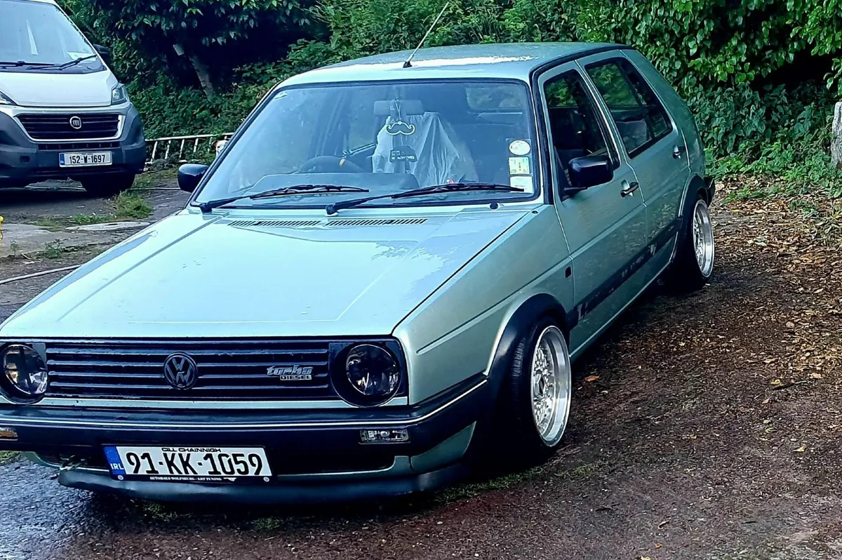Volkswagen Golf 1991 - Image 1