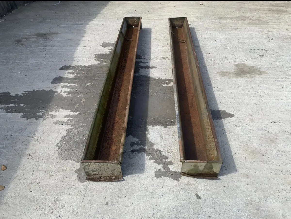 9ft Metal Feeding Trough - Ideal for sheep - Image 2