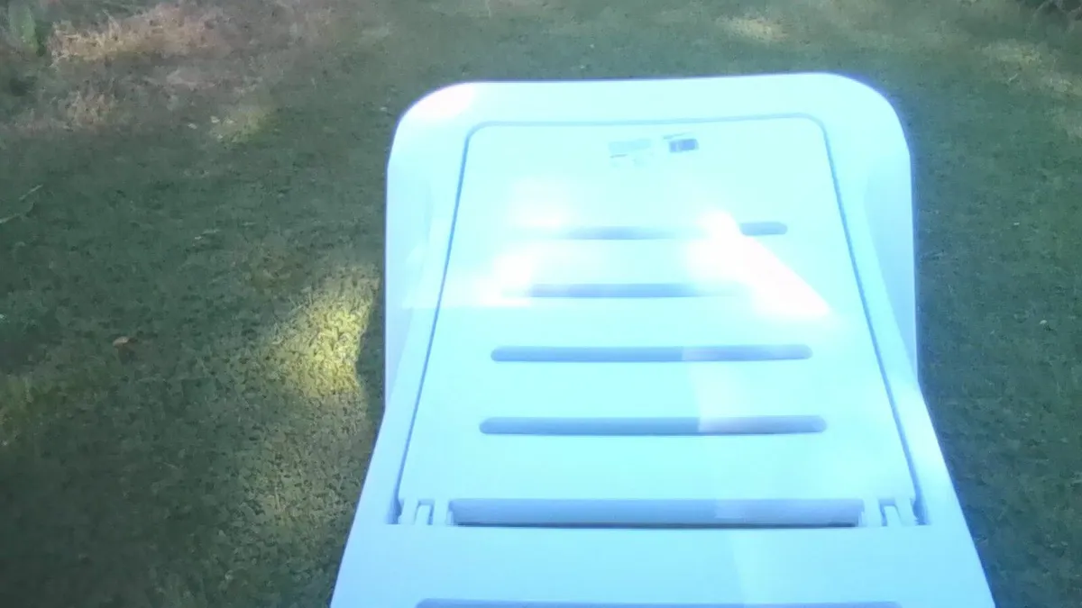 SUNLOUNGER - Image 3