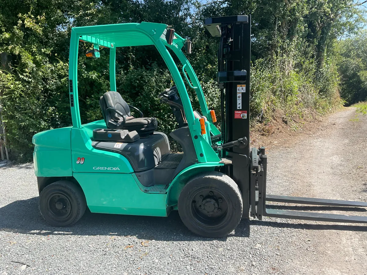 FORKLIFT - Image 4