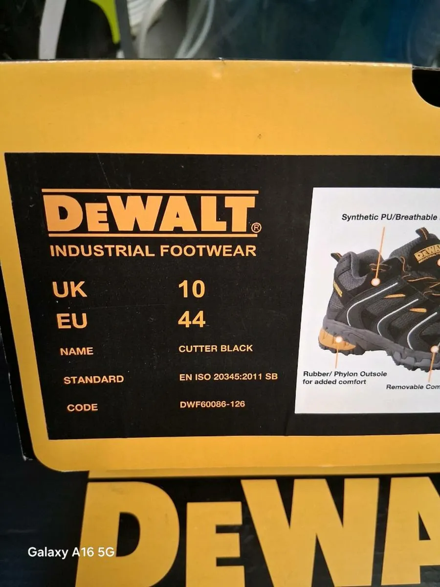 Safety boots - Image 3