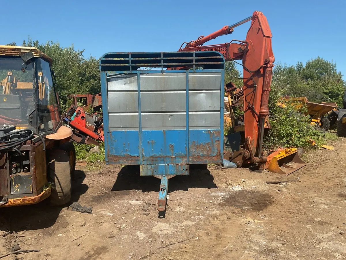 Cattle trailer 7x11ft - Image 1