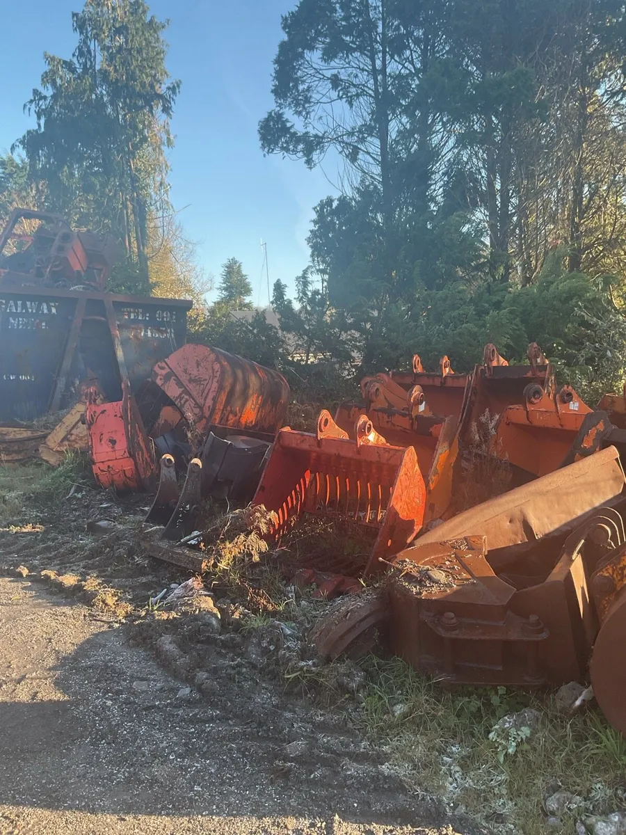 Machine/ Digger buckets - Image 1
