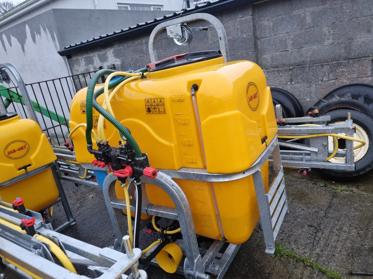 Farm machinery - Image 1