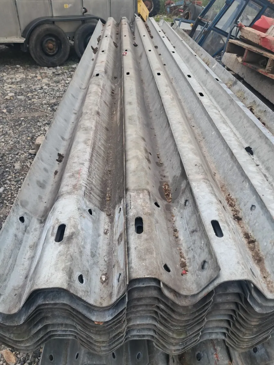 14ft motorway barriers crash barriers - Image 3