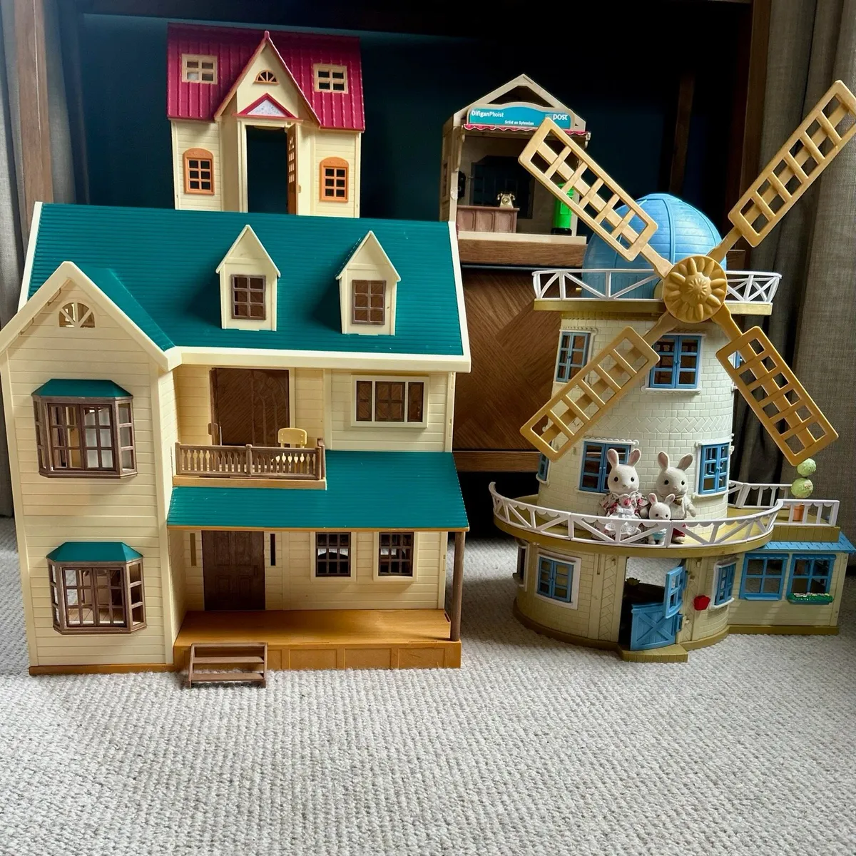 Sylvanian Families Mega Collection - Image 1