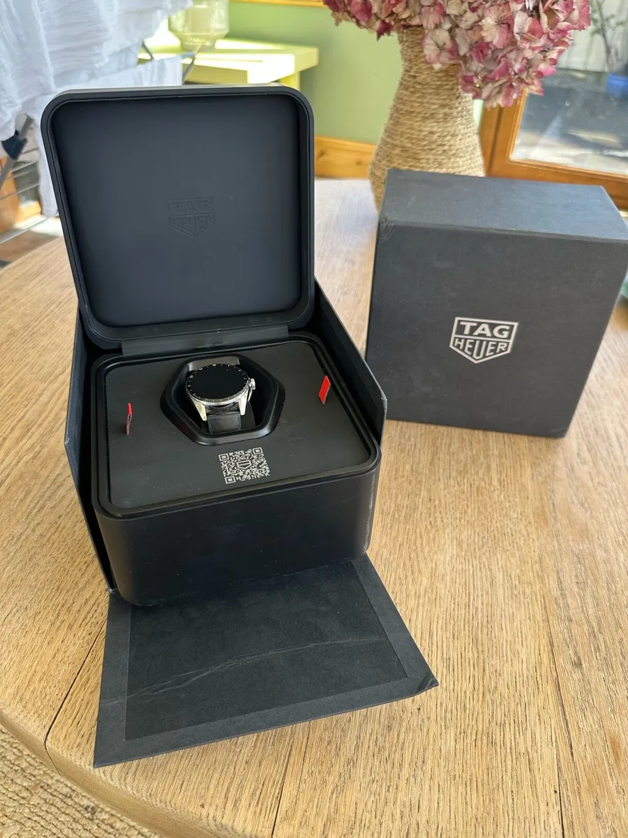 Tag Heuer Connected E4 42mm - Image 3