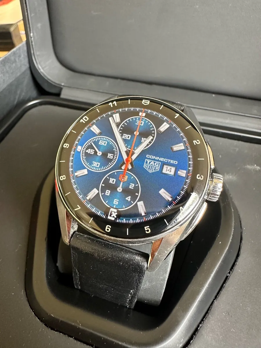 Tag Heuer Connected E4 42mm - Image 1