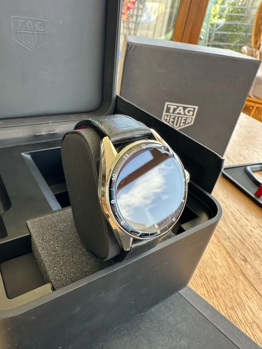 Tag Heuer Connected E4 42mm - Image 4