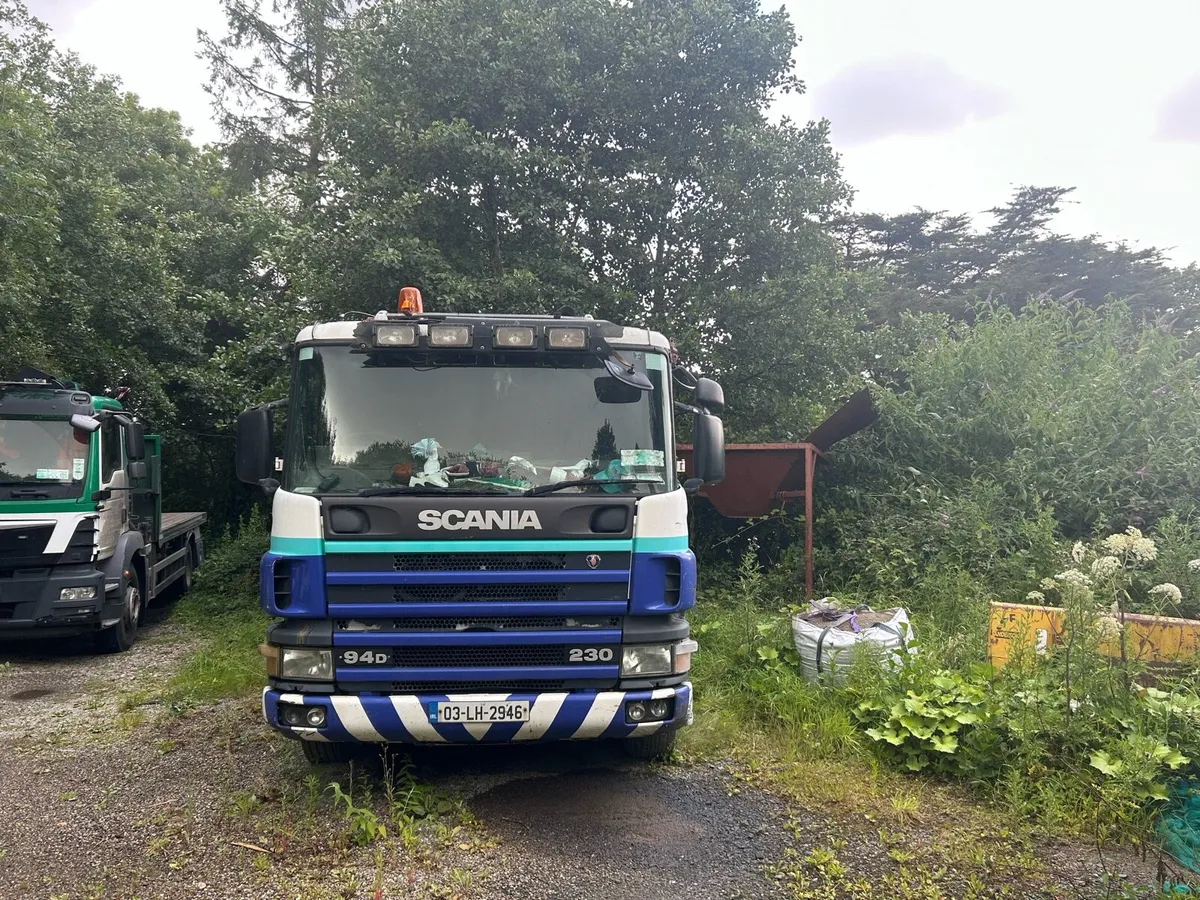 Scania 94D - Image 1