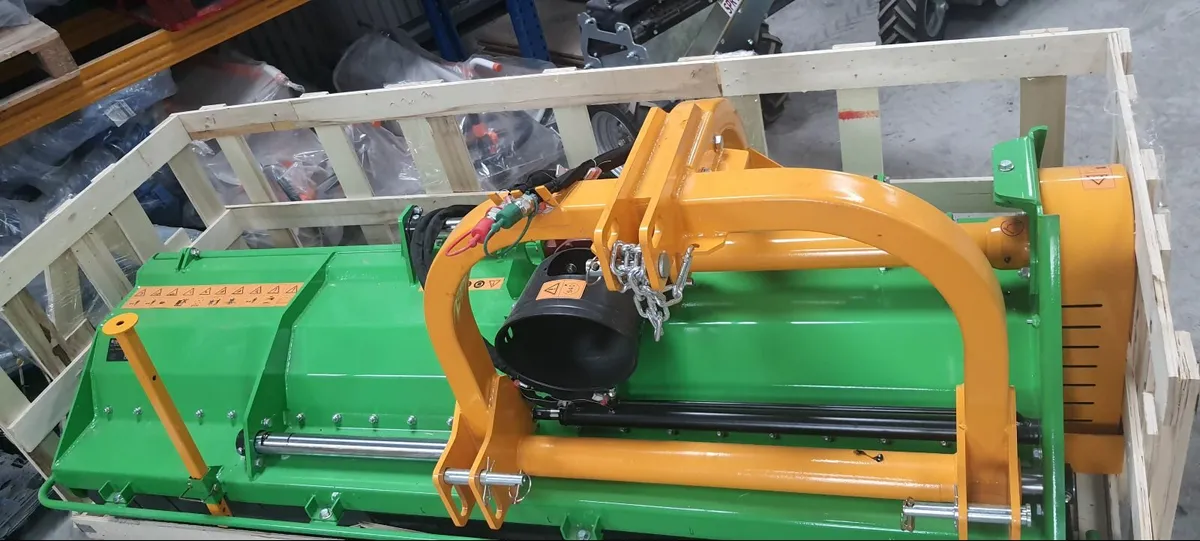 Flail Mulchers All sizes from 40 to 200 hp Tractor - Image 3