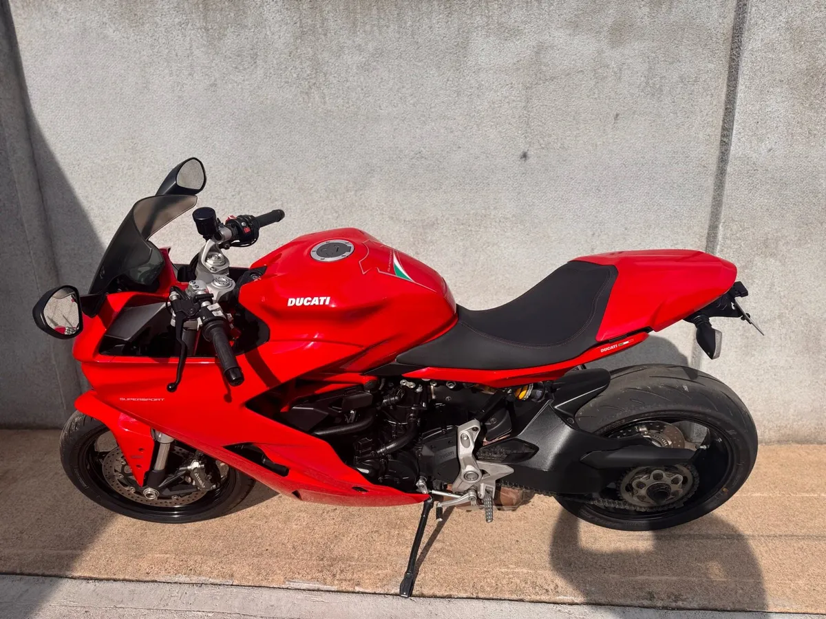 Ducati Supersport 937 - Image 1