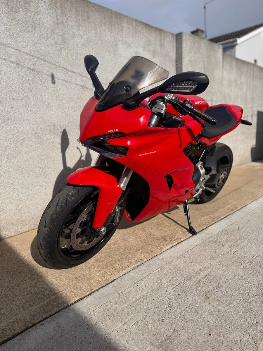 Ducati Supersport 937 - Image 3