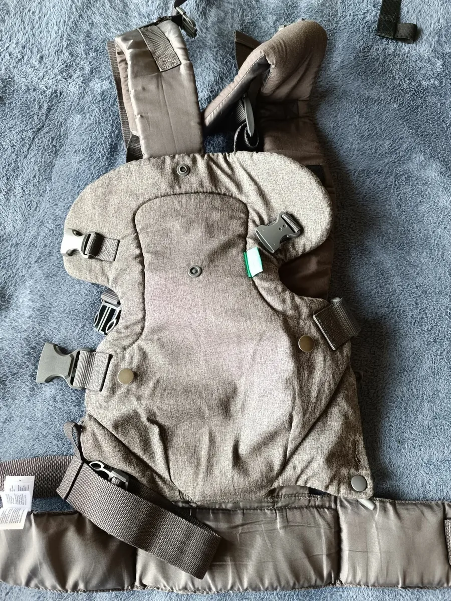 TULA Baby carrier - Image 4