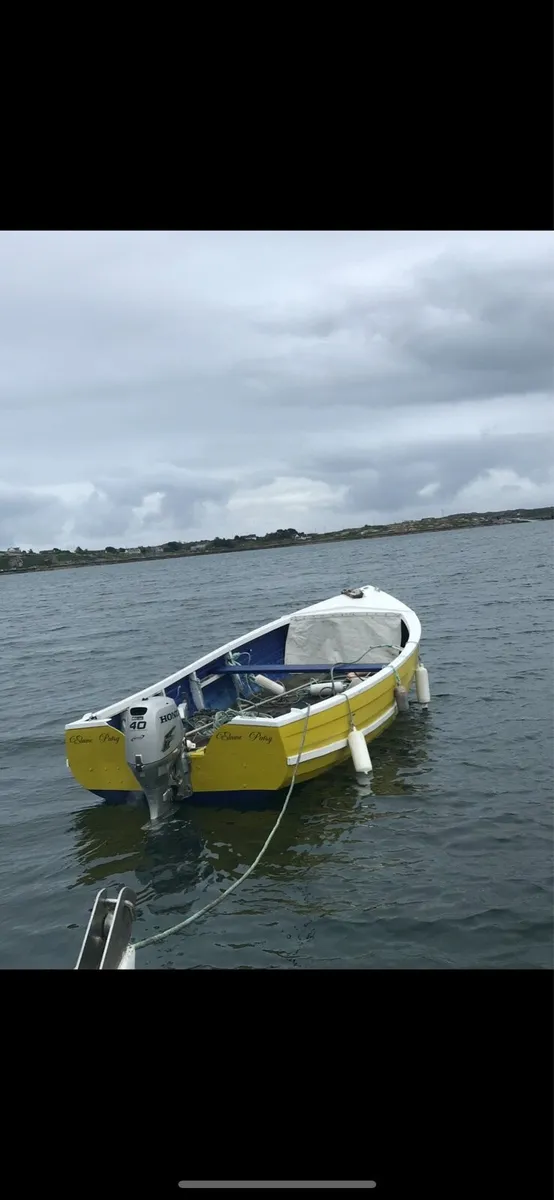 22foot x7.5ft fibreglass boat - Image 4