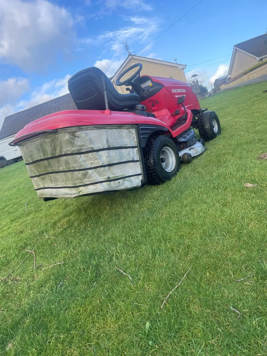 Honda 2417 ride on - Image 2