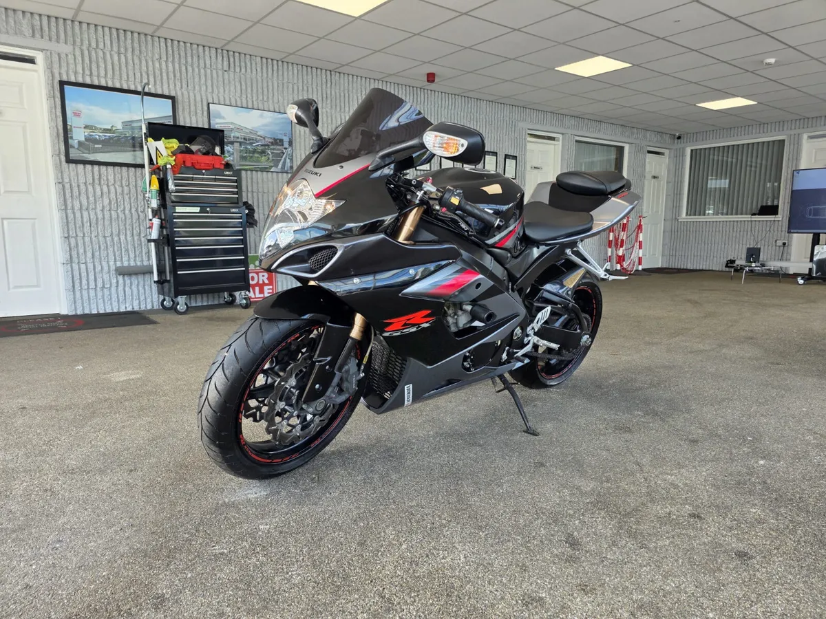 Suzuki GSXR 1000 Yoshimura 2005 - Image 3