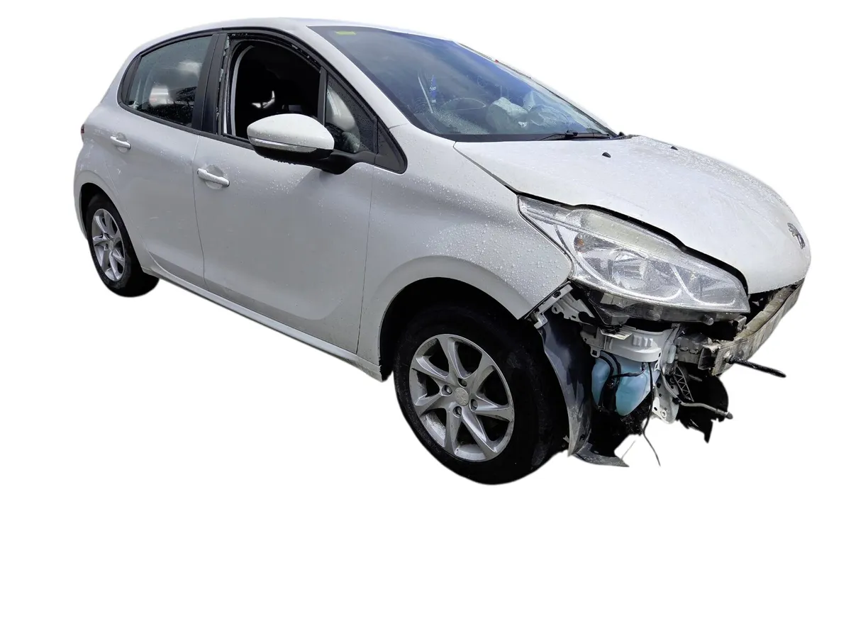 2013 PEUGEOT 208 For Breaking/Dismantling - Image 1