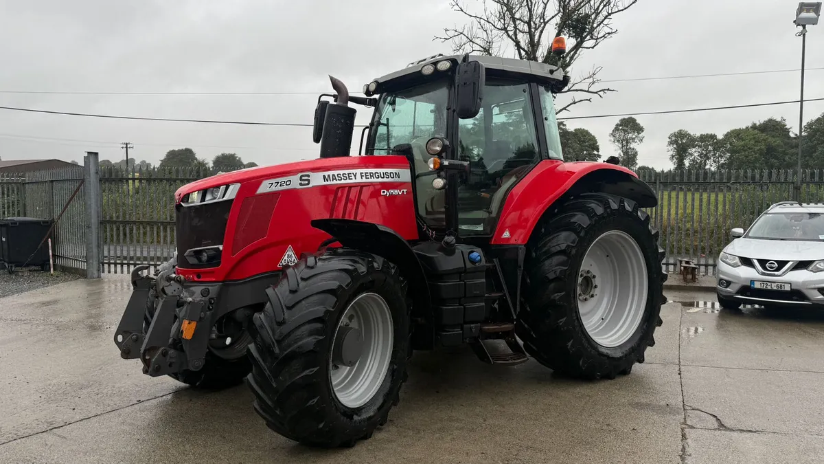 2020 Massey Ferguson 7720 Dyna VT - €62,000 + VAT - Image 1