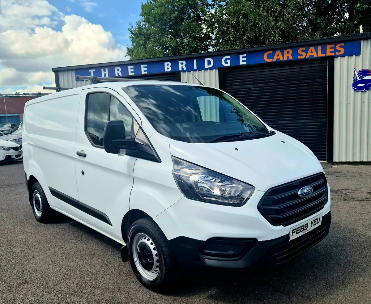 2019 Ford Transit Custom FSH, 2 KEYS, 1 OWNER - Image 2