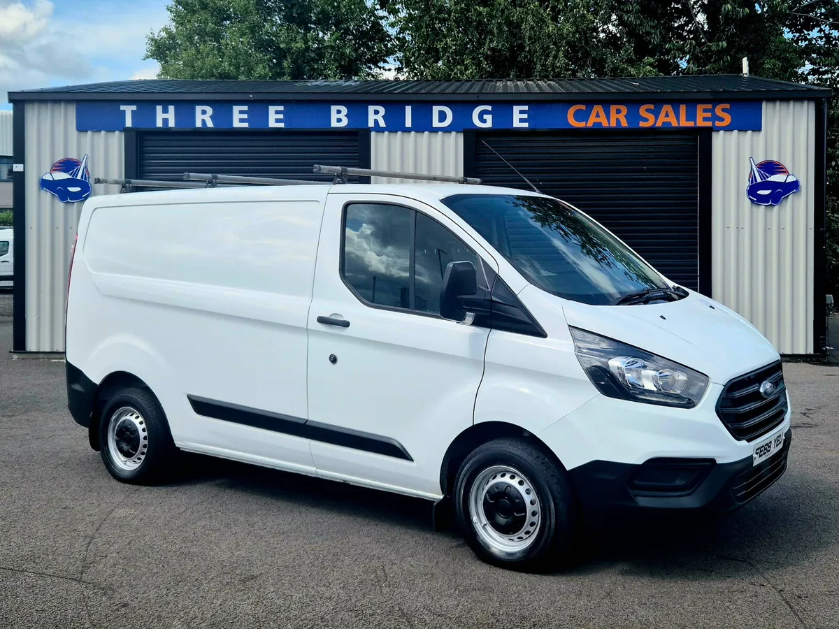 2019 Ford Transit Custom FSH, 2 KEYS, 1 OWNER - Image 1