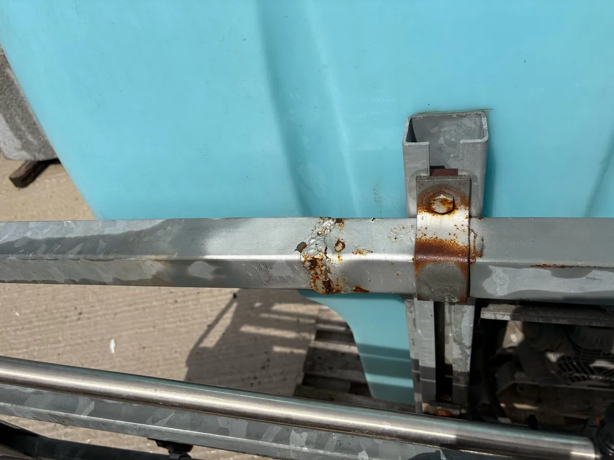 Sprayer 12m - Image 3