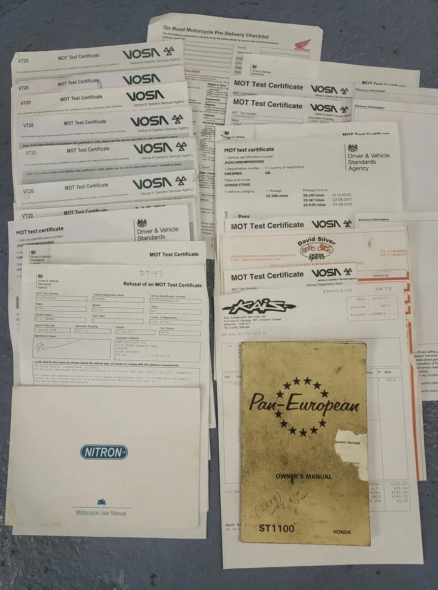 Honda pan european  gt 1100 - Image 2