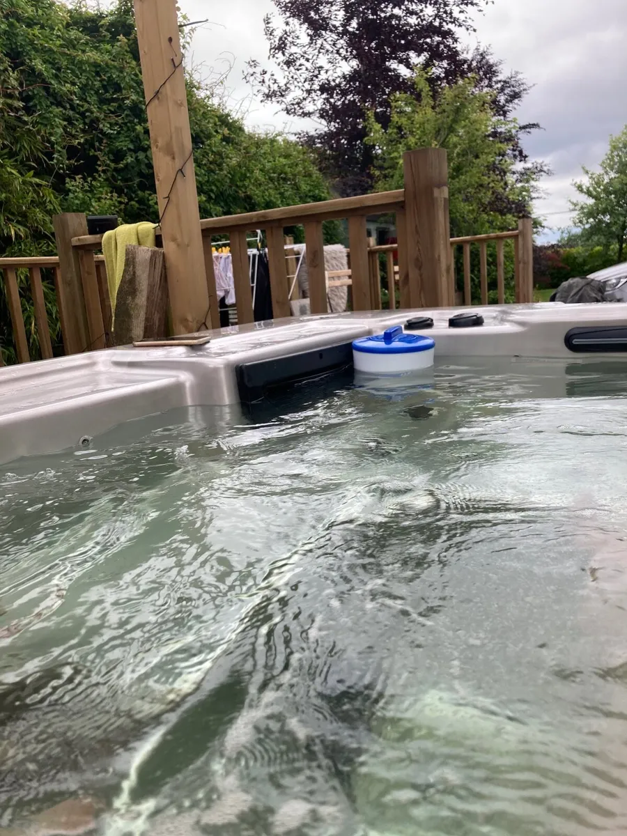 Hot tub - Image 3