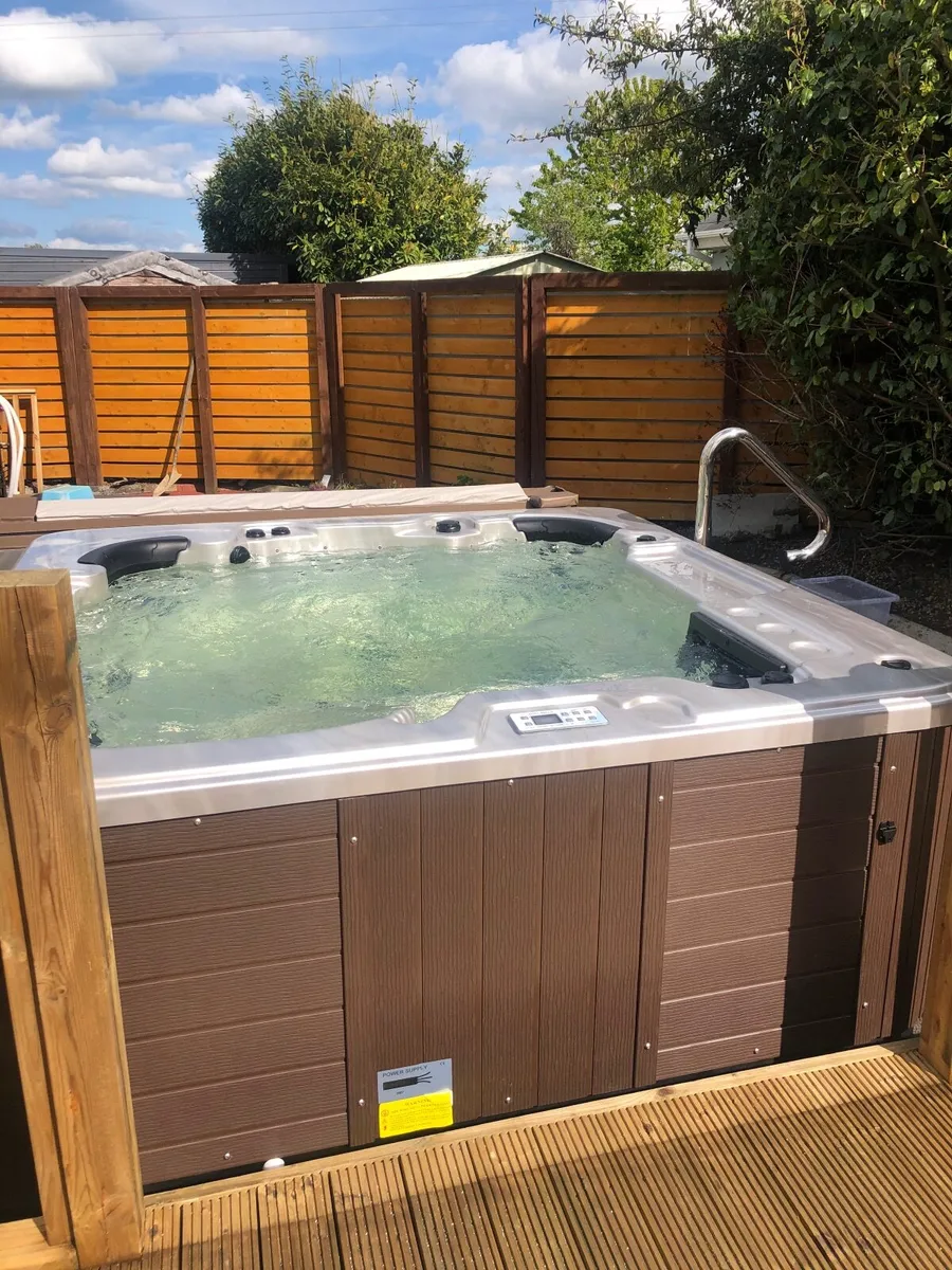 Hot tub - Image 4