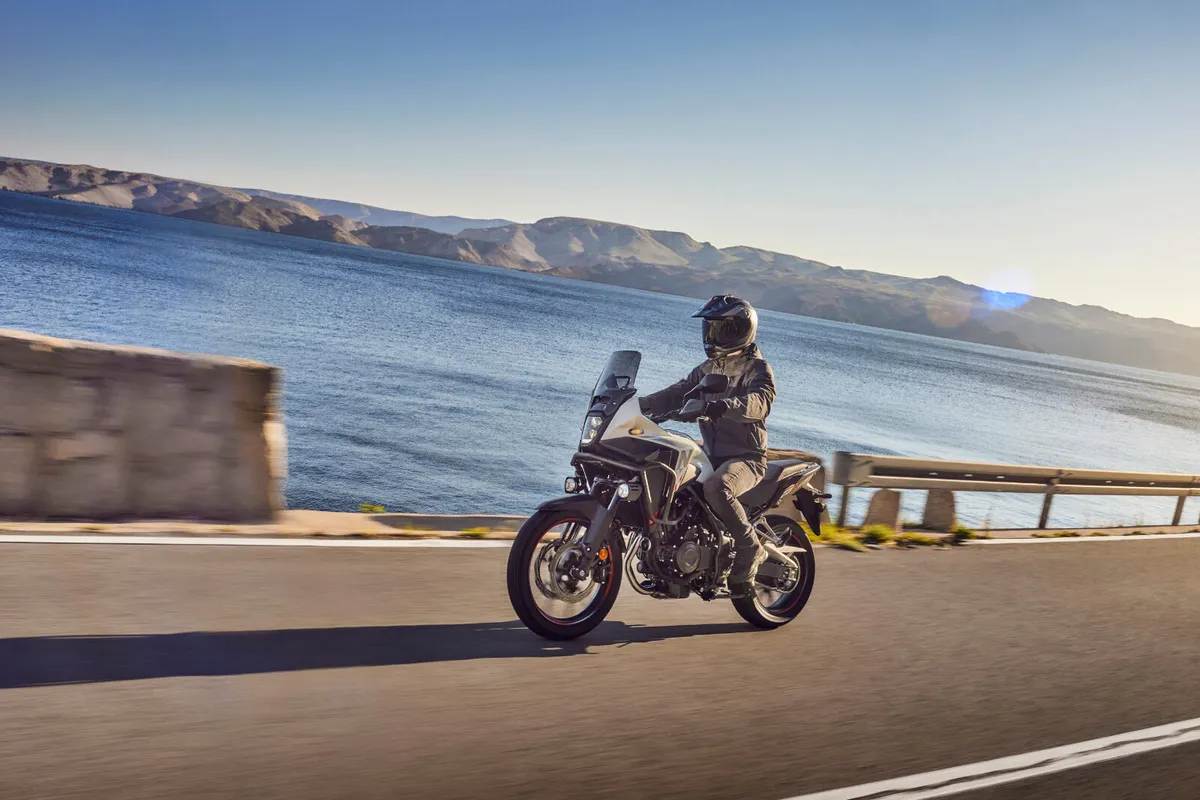 HONDA NX500A *First bike to work scheme* - Image 3