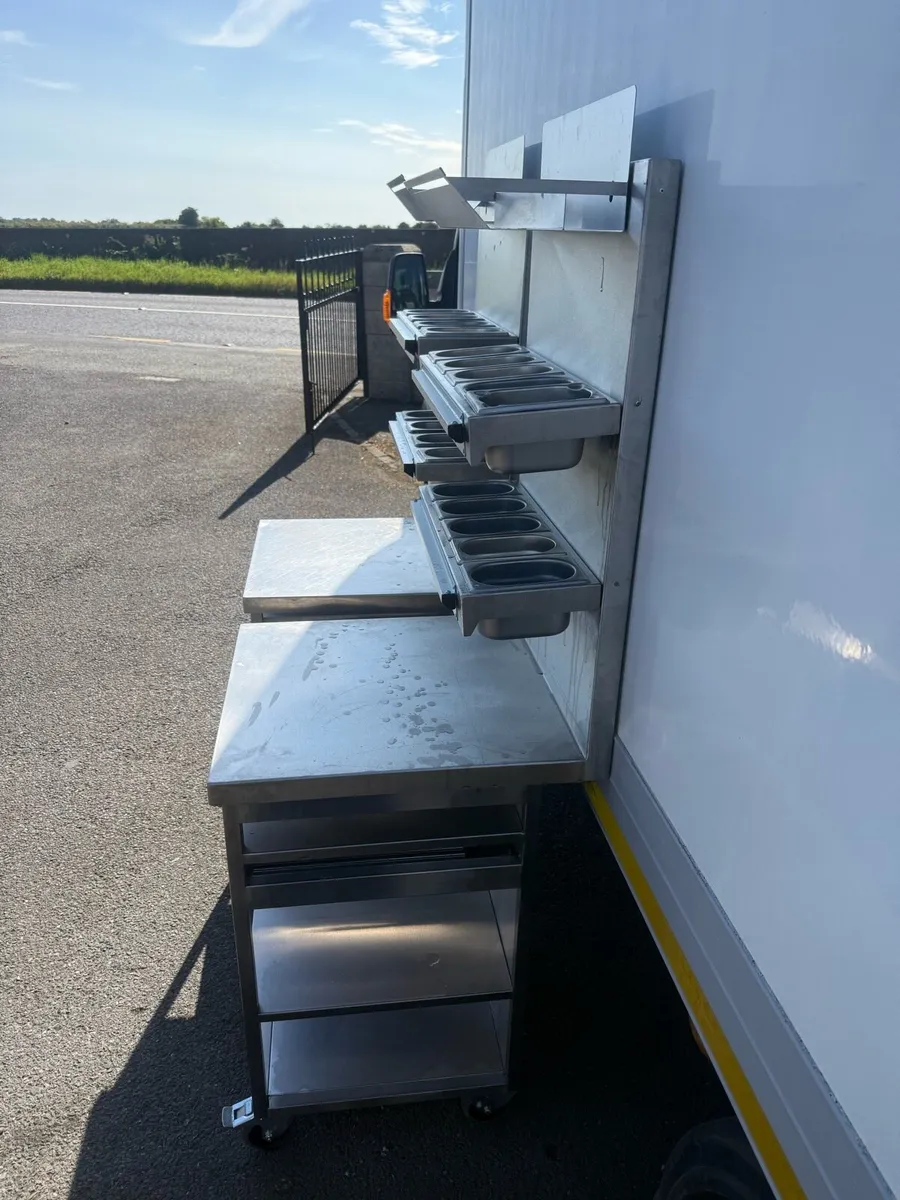 Stainless steel prep counter - Image 2